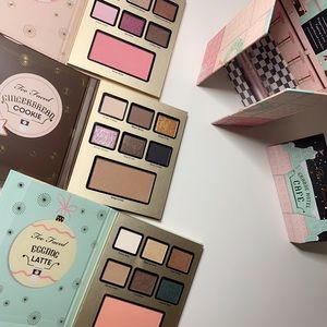 New❤️Too faced Christmas palette set limit edition